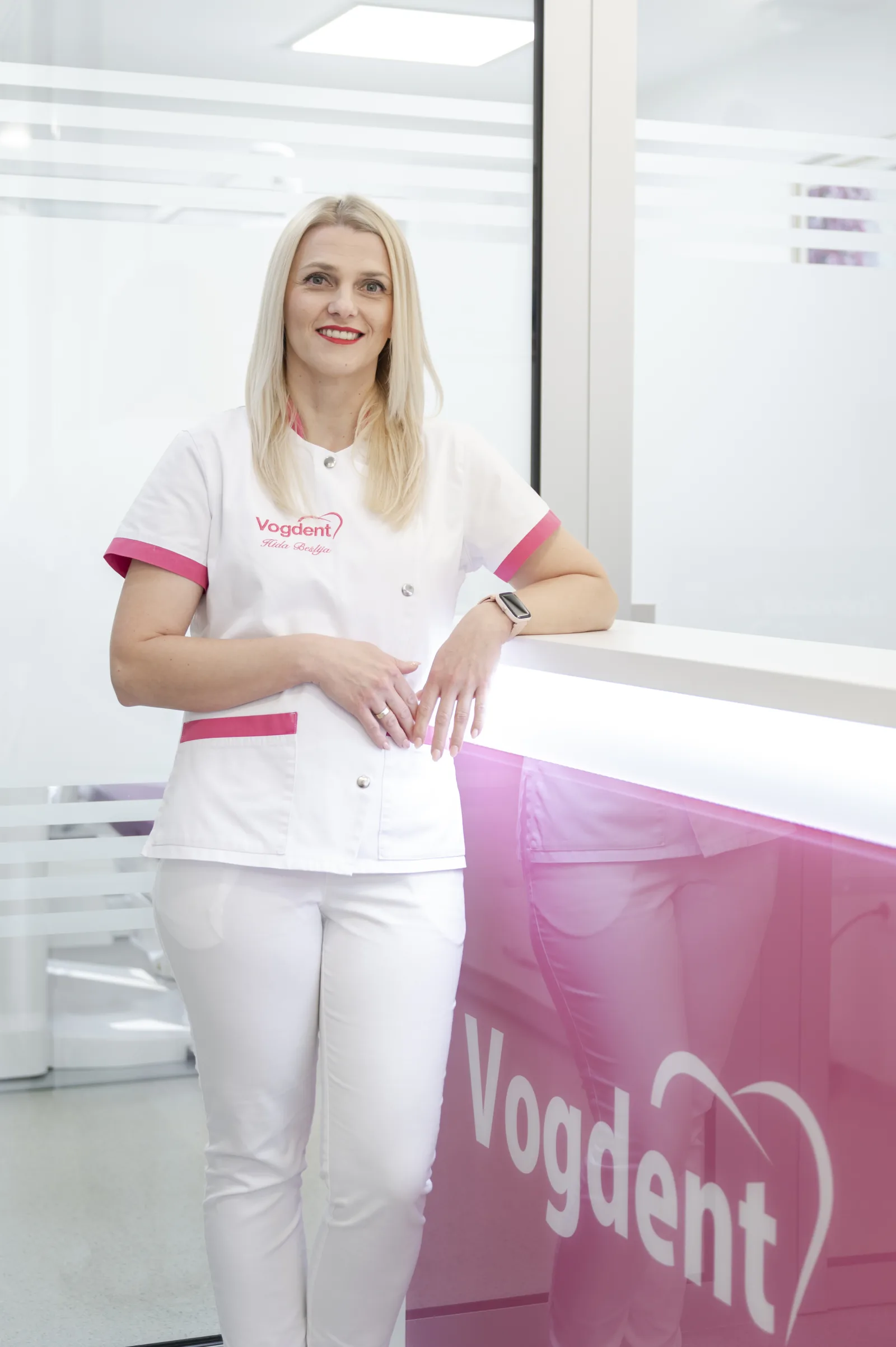 Hidajeta Bešlija — stomatološka sestra, ordinacija Vogdent