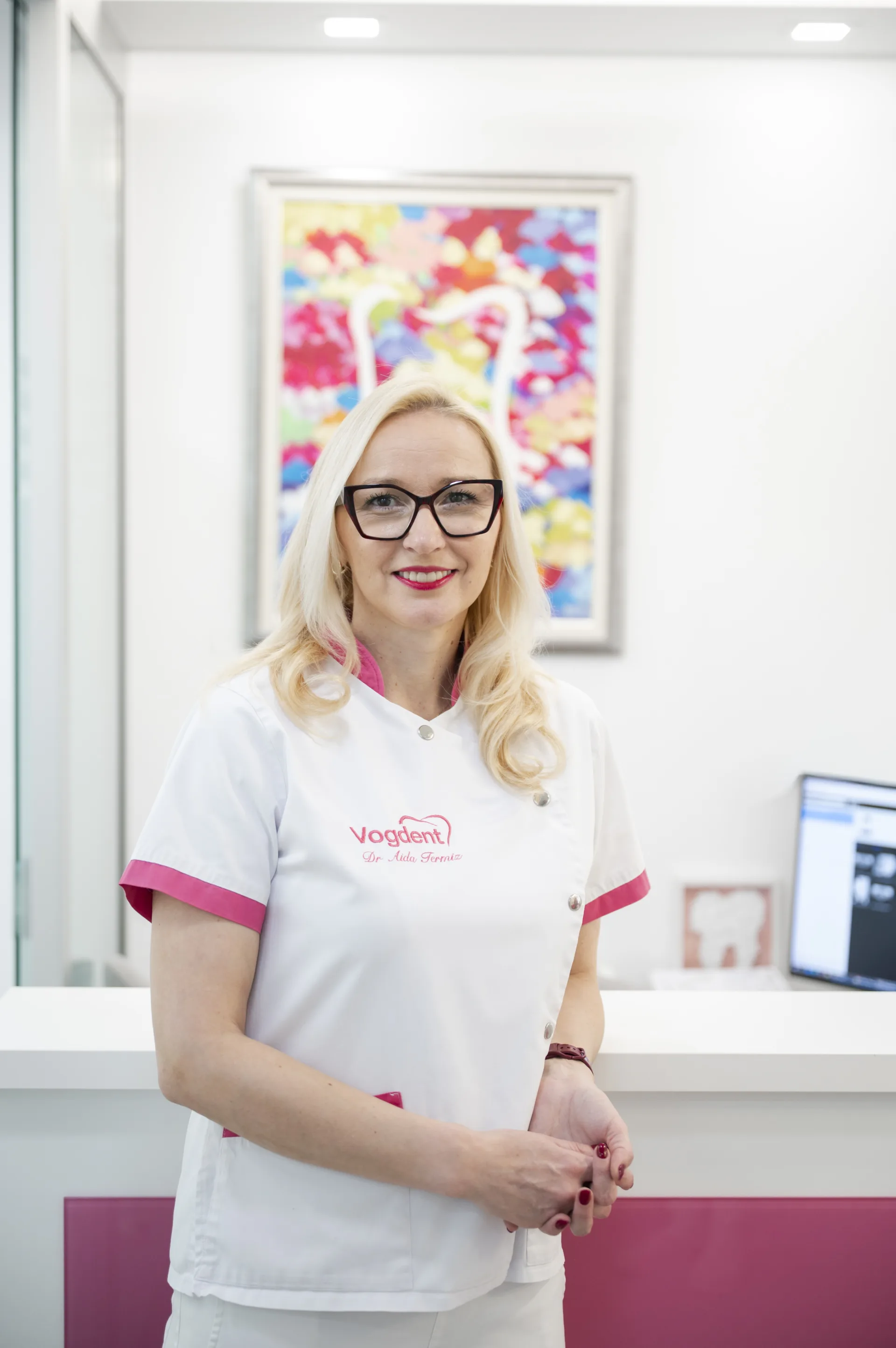 Dr. Aida Termiz — glavni stomatolog, ordinacija Vogdent